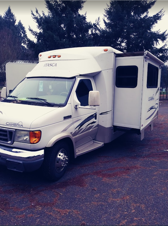 2007 Itasca Cambria 26A National Vehicle