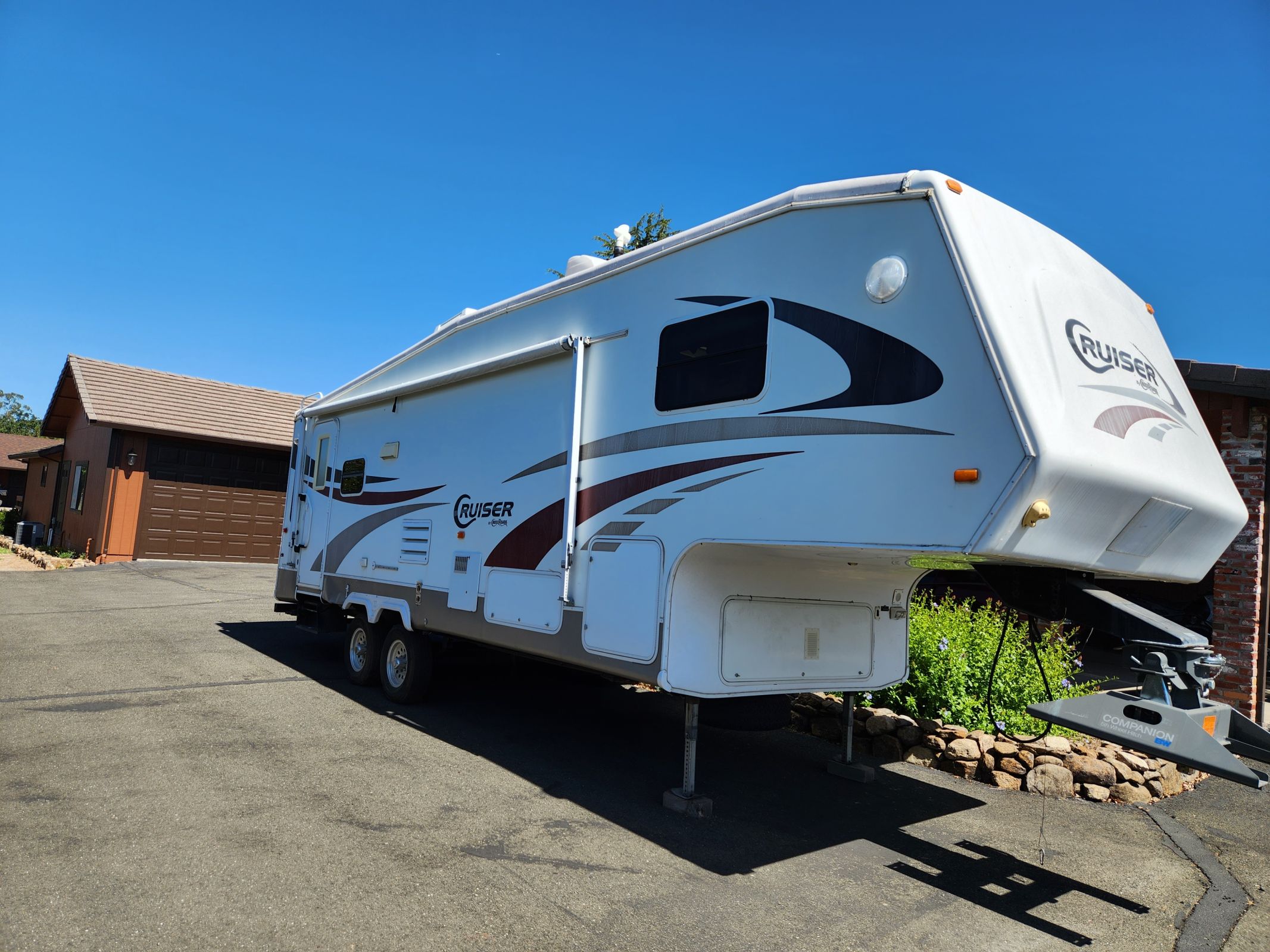 2006 Crossroads Cruiser 28RL - National Vehicle