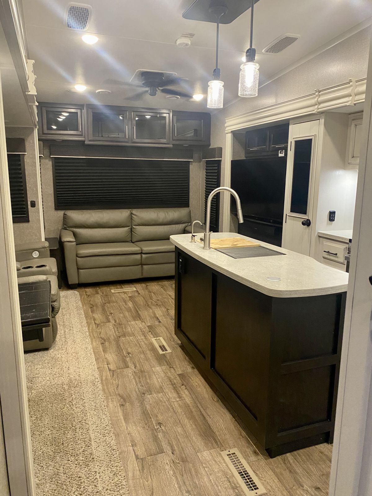 2020 Jayco Eagle 355MBQS - National Vehicle