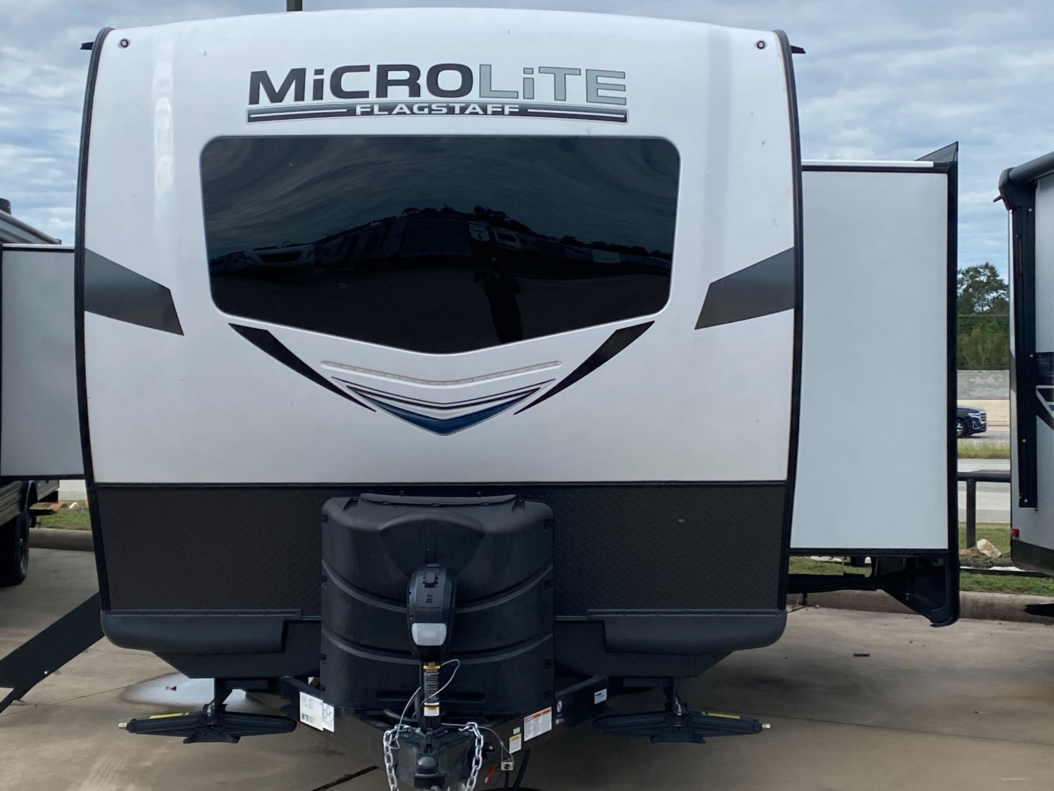 2022 Forest River Flagstaff Micro Lite 25BRDS National Vehicle