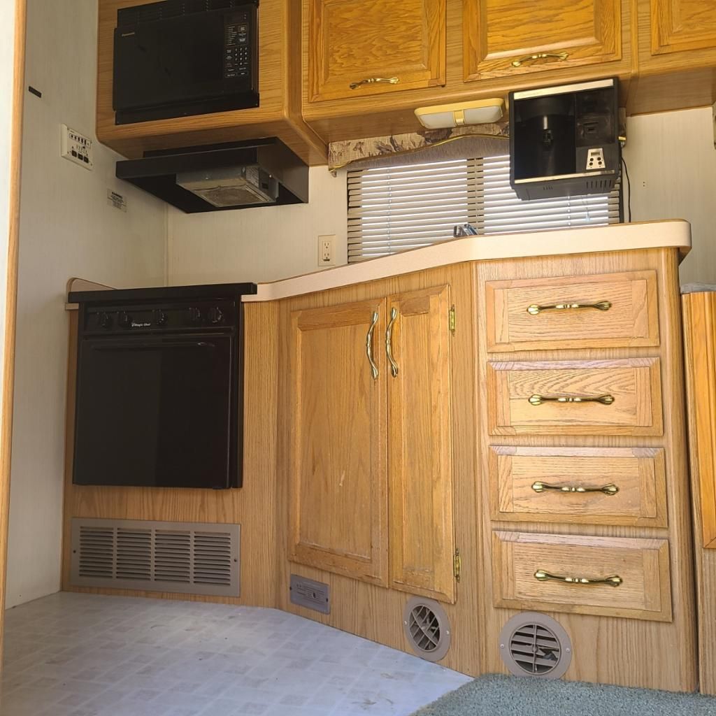 1998 PaceArrow Motorhome 30E National Vehicle