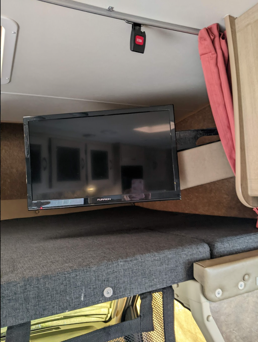 2016 Coachmen Freelander 26RS - National Vehicle