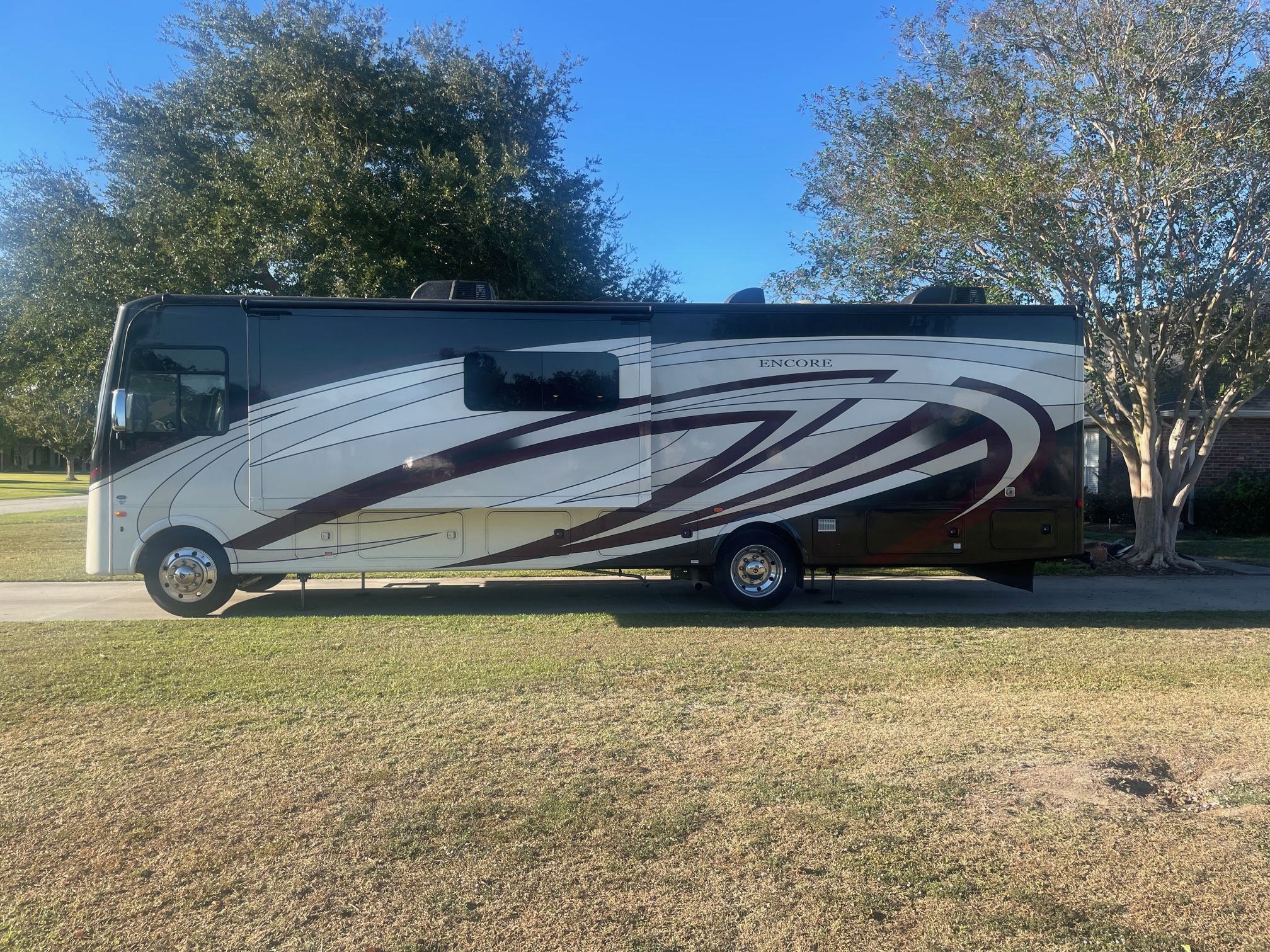 2021 Coachmen Encore 355DS - National Vehicle
