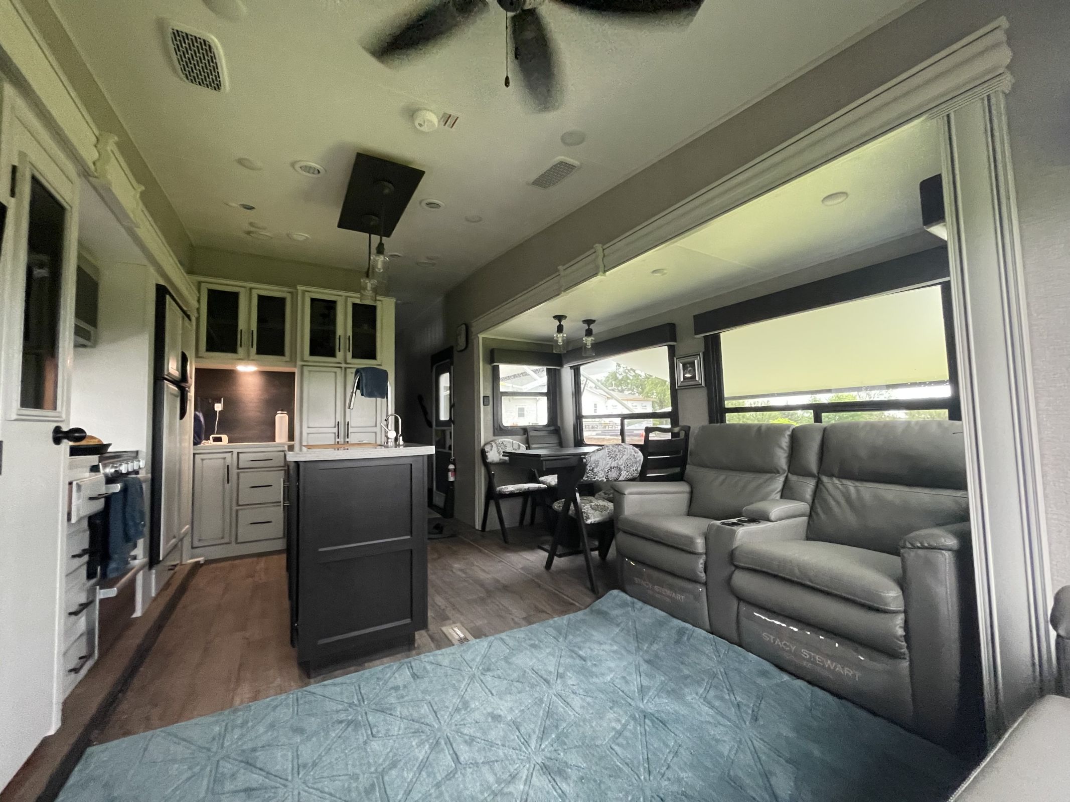 2021 Jayco Eagle 355MBQS - National Vehicle